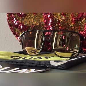 QUAY x Love Island-On the Fly Sunglasses in Milky Tortoise/Rose-NEW-(TRENDING)